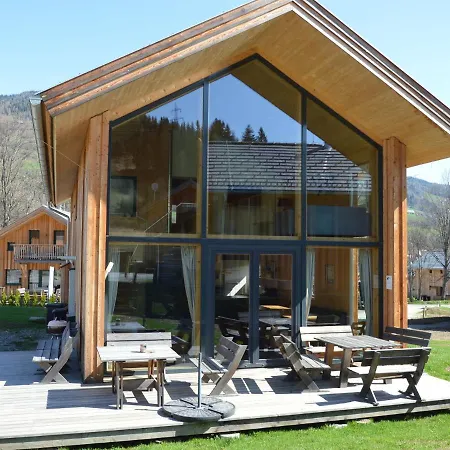 Modern Wooden In Sankt Georgen Ob Murau With Sauna Horská chata *